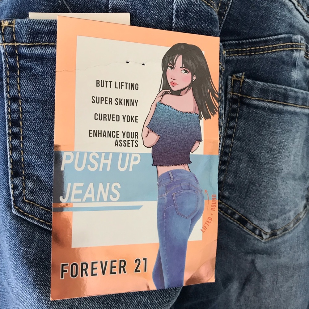 Jeans - Picture 5 of 6